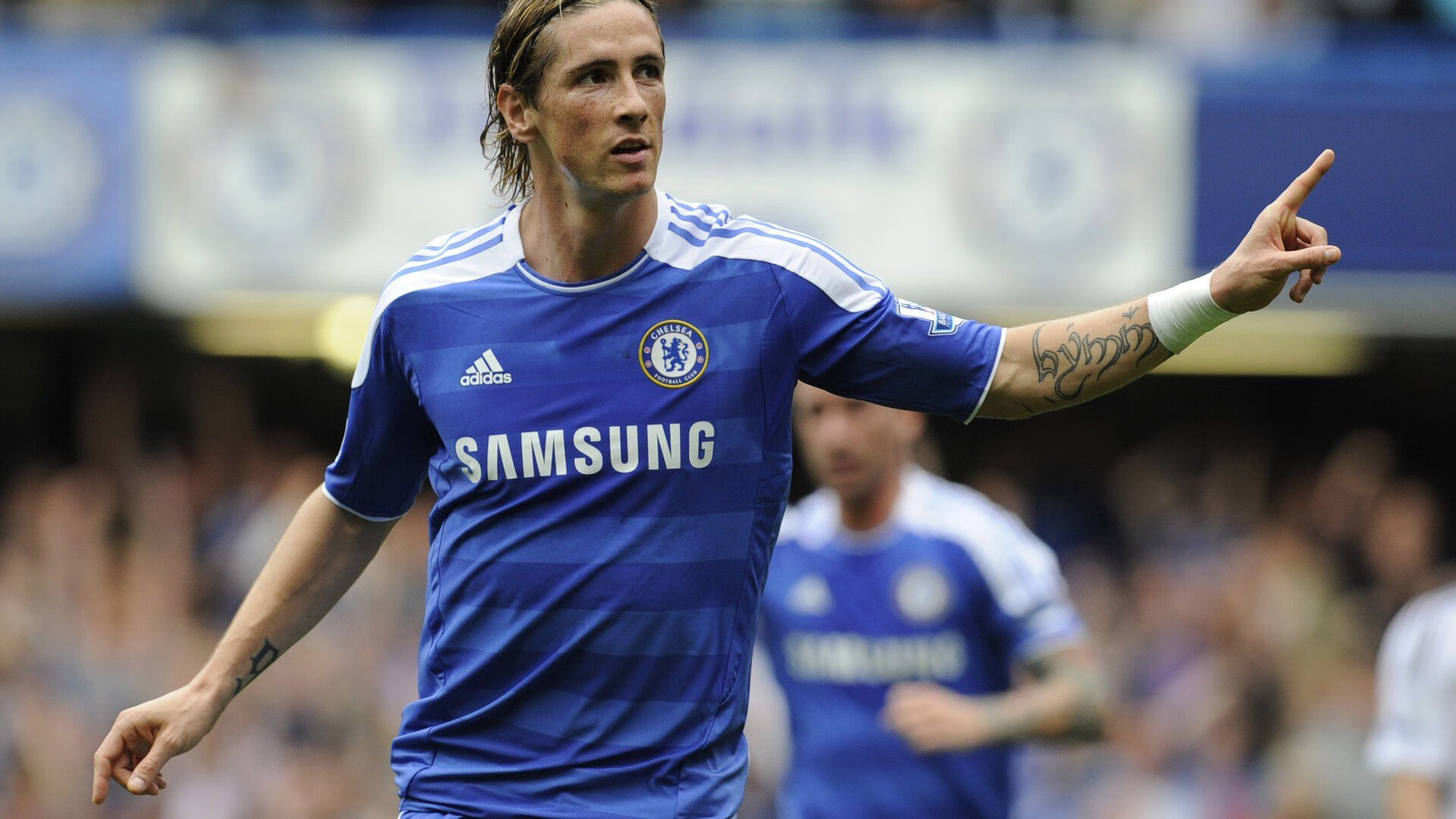 老鹰险胜活塞，乔治末节封神，诠释关键先生真谛