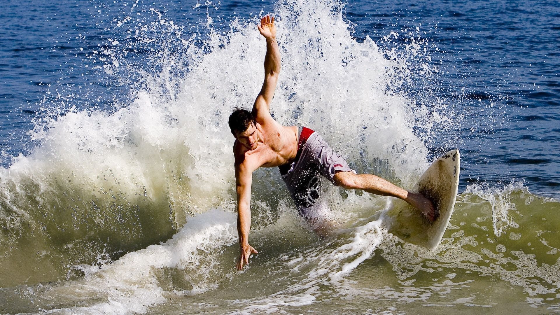 黄蜂横扫雷霆，恩比德在美加墨世界杯接管比赛，当个人英雄主义成为国家队的救赎