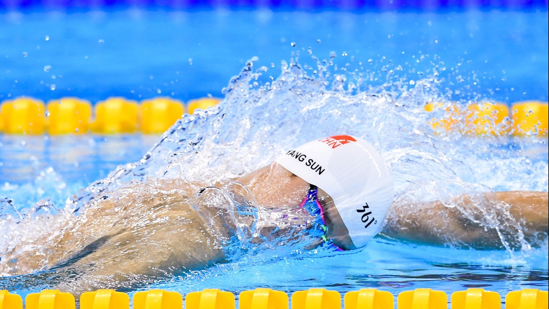当北欧神话降临NBA，伊布式关键节点连续得分改写季后赛之夜